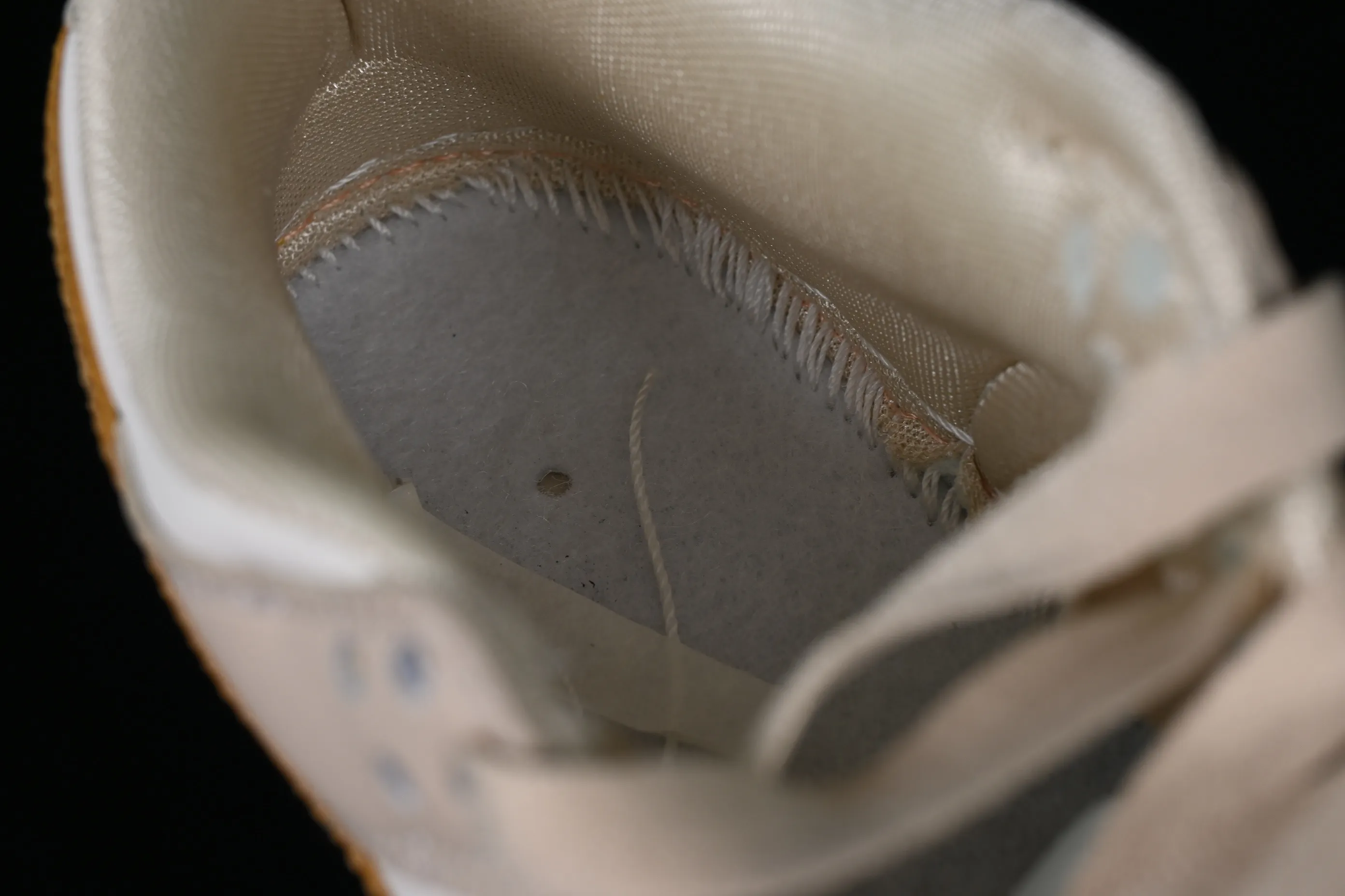 All categories Nk SB Dunk series Nk SB Dunk Low low-top sneakers F version Nk Dunk Low beige gold hook SB low-top sports and leisure sneakers DX5930-001